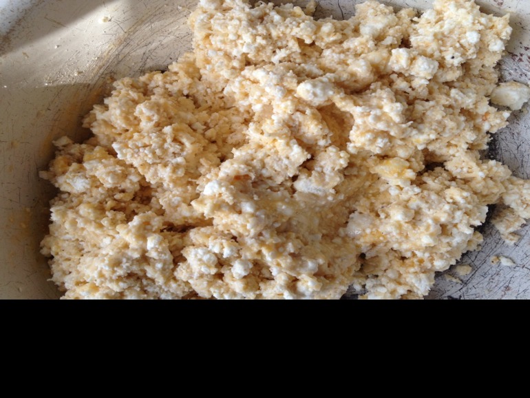 Балуемся на завтрак сырными сырниками;)