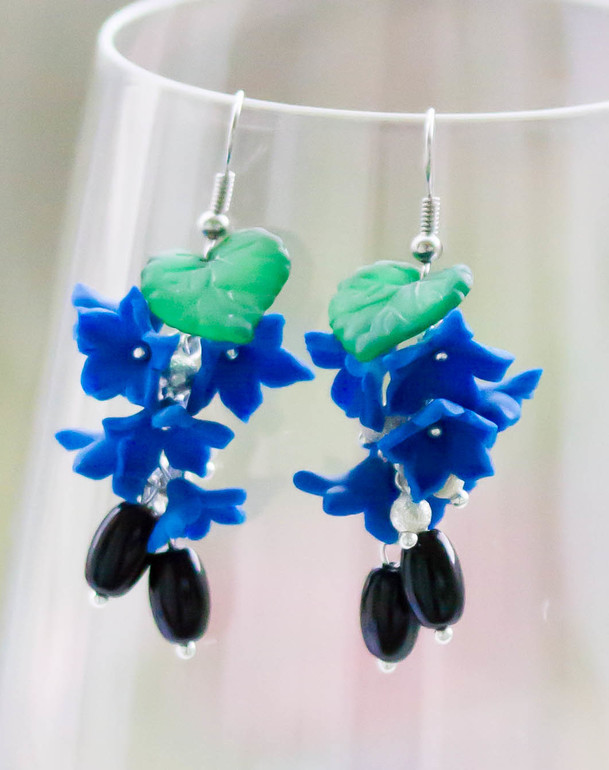 подвеска и серьги.