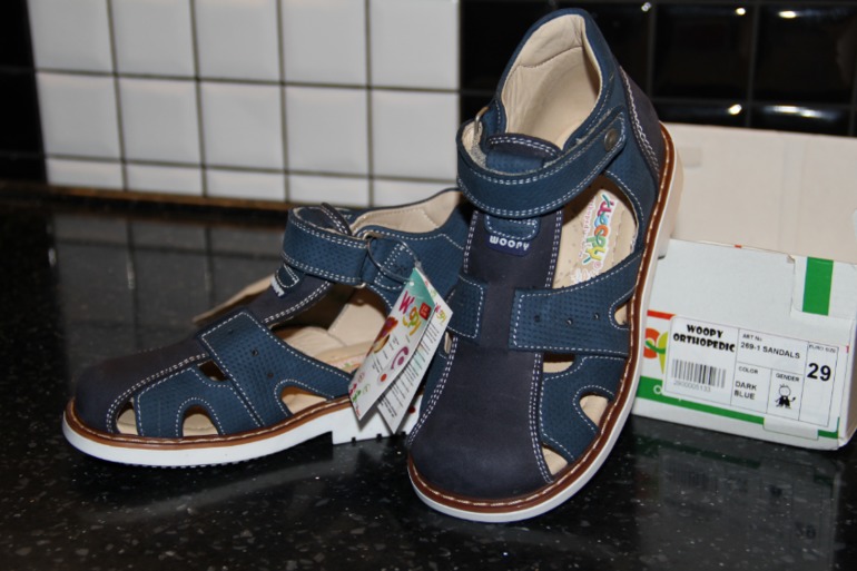 Пристраиваю закрытые сандалики Woopy Orthopedic, размер 29.