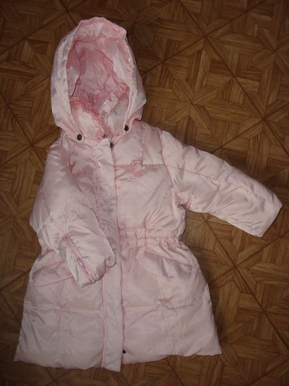 Верхняя одежда для девочки 2-3 лет