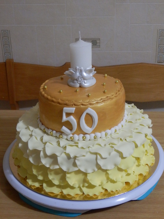 На золотую свадьбу )))