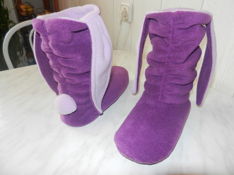 Утепляем ножки в теплые сапожки )))