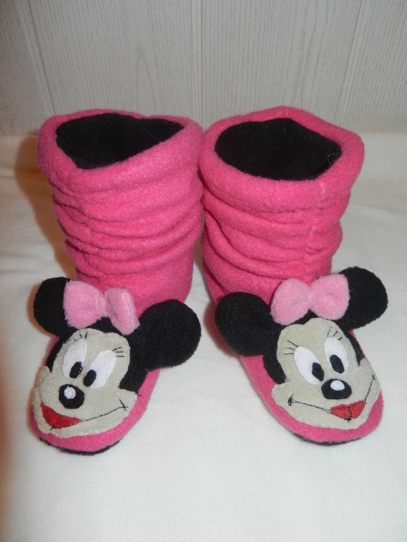 Утепляем ножки в теплые сапожки )))