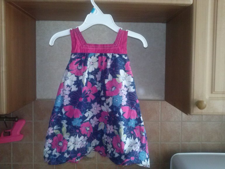 Платья для девочки б/у от 1-2 лет