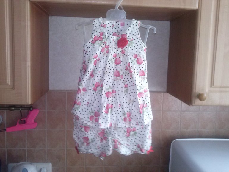 Комплект Carter’s с клубничками