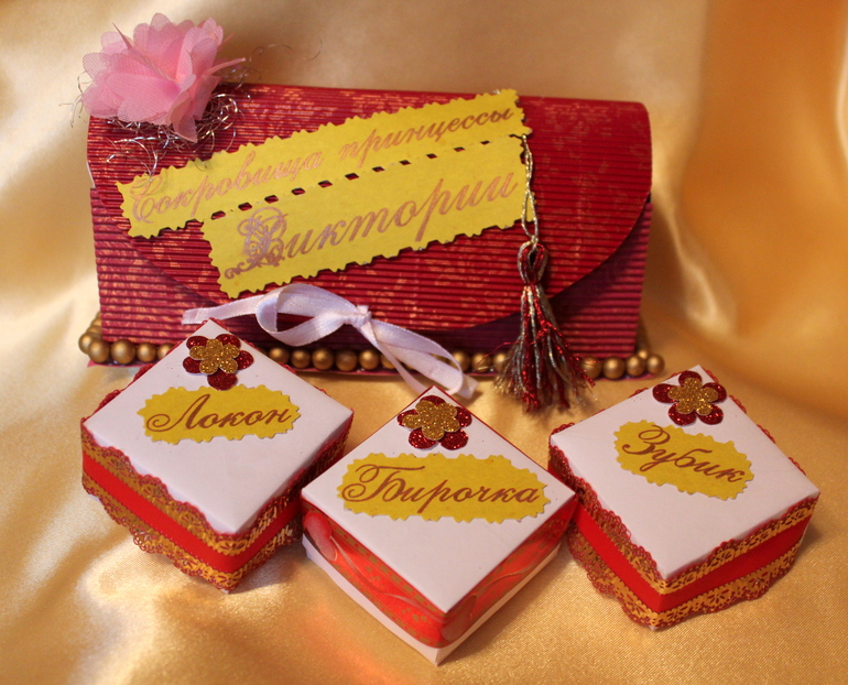 Мамины сокровища)))