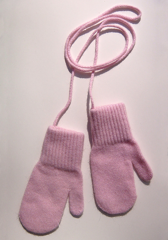 Очаровательные шапочки для маленьких модниц!