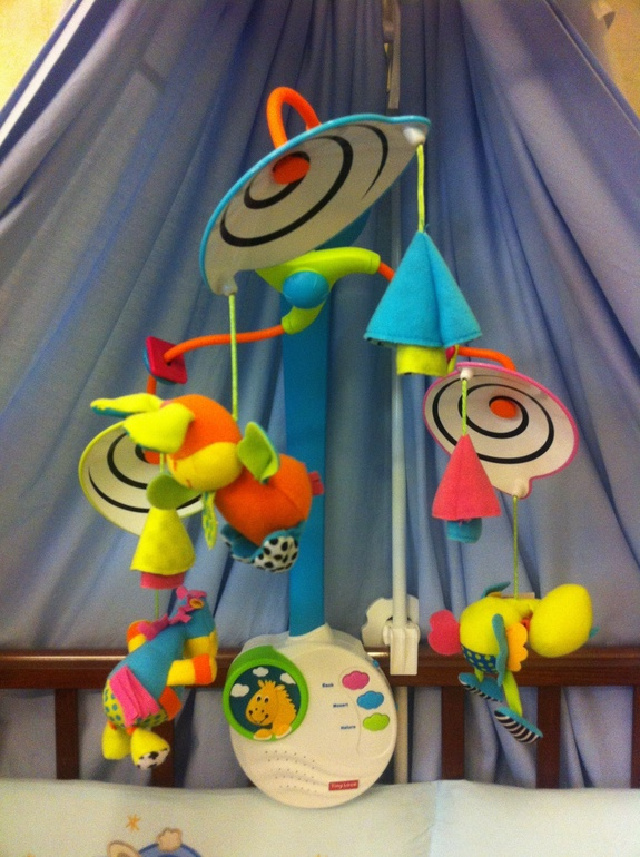 Продаю Tiny Love Музыкальный мобиль