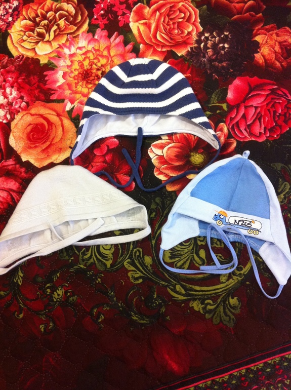 Продаю красивый комбинезон Mothercare прогулочный 0-3 мес 6,5 кг