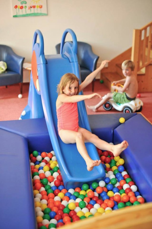 Мамина школа на Австрийской Ривьере. От 890 евро на чел. Дети до 2 лет - Бесплатно!