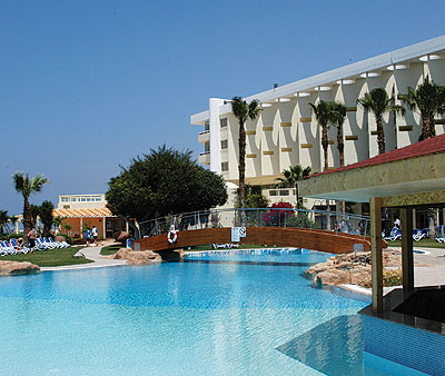 Кипр. Laura Beach 4* кто отдыхал?