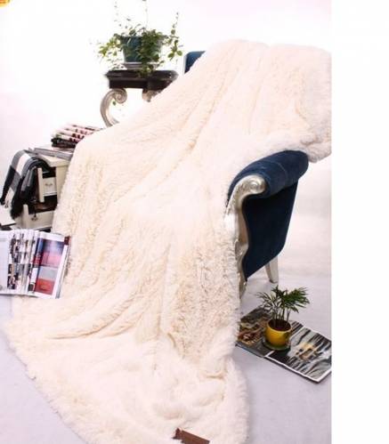 МЯГКИЕ, ВОЛОСАТЫЕ ПЛЕДЫ И НАВОЛОЧКИ!!! ЦЕНЫ НИЖЕ ВСЕХ!!!