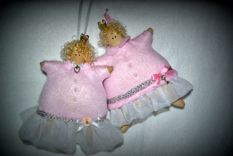 Толстушки*)