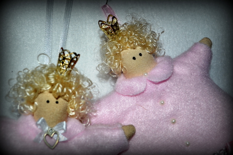 Толстушки*)