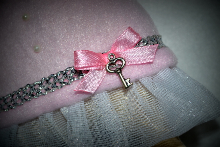 Толстушки*)