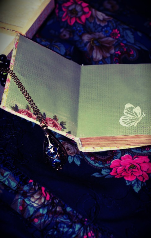 Романтичный блокнот и много приятностей)))