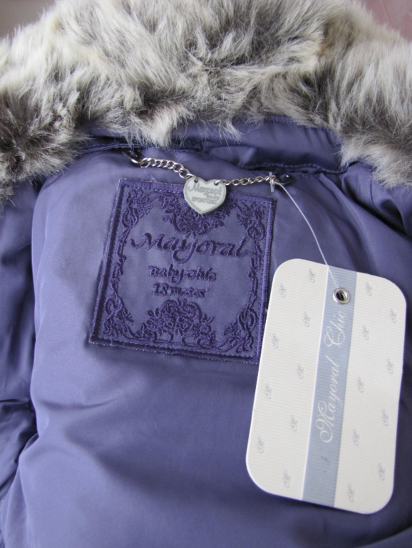 продаю курточку Mayoral и пальто-дубленку Old Navy на 18мес