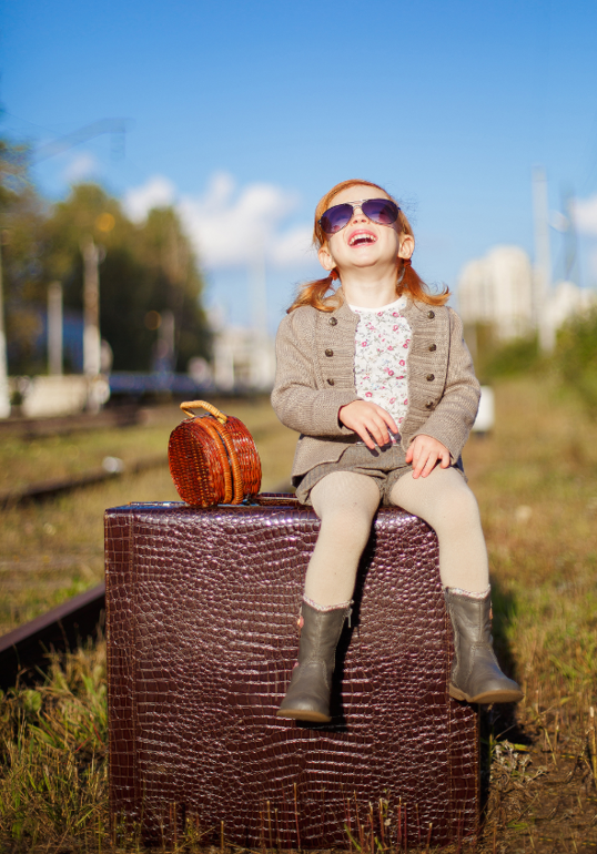 Солнечная погода и солнечная девочка!