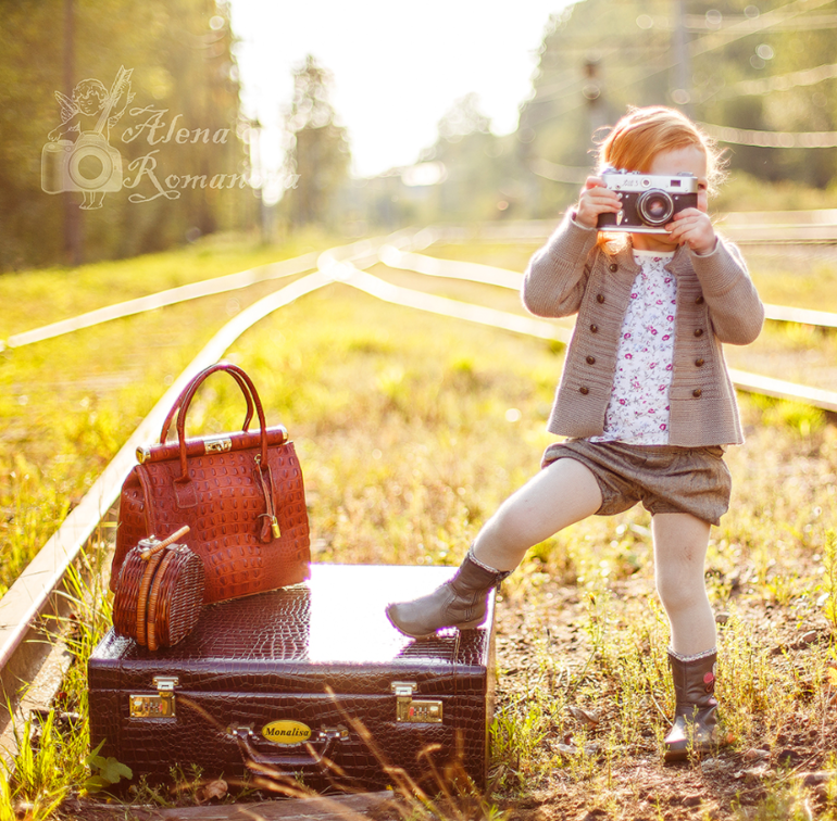 Солнечная погода и солнечная девочка!