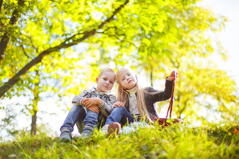 Жил был художник один.. и один фотограф.. и они дружили :))