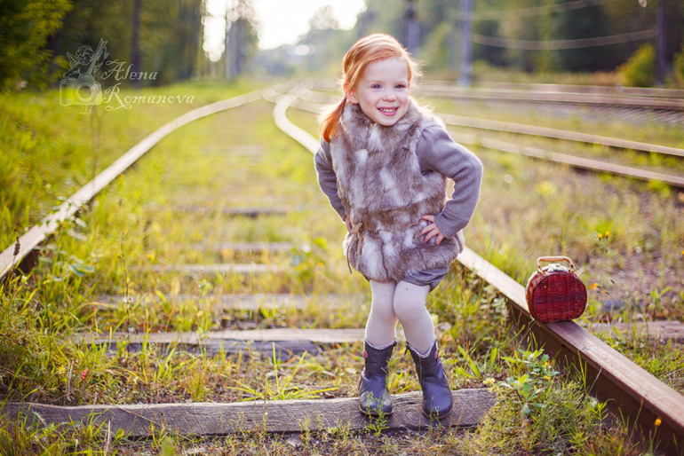Солнечная погода и солнечная девочка!