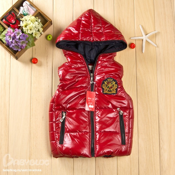 Жилет новый утепленный. 650 рублей