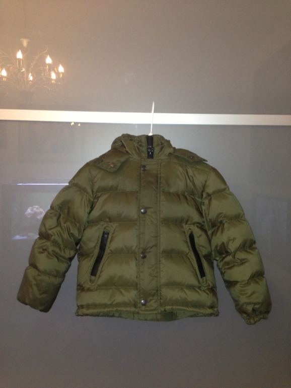 Пуховик Burberry зеленый 5А маломерит (3А)