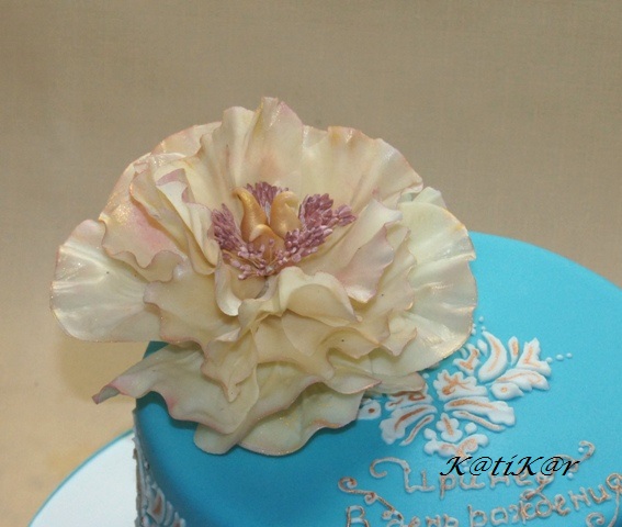 Тиффани -Дамаск испорченый золотом.