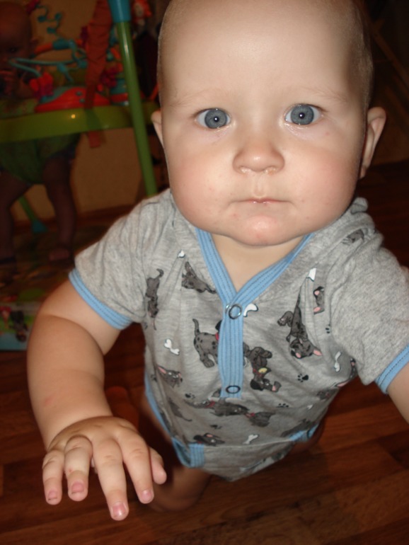 футболочка младшему..