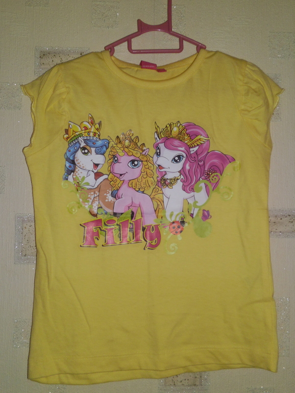 продам много футболок, все по 200 и 300 рублей, привезены из германии( люберцы, возможно почтой)