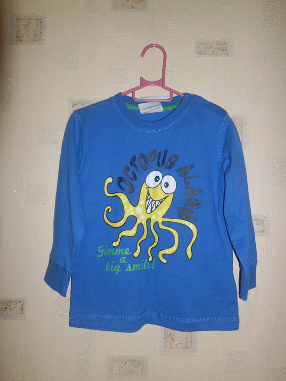 новые футболки и кофточки из германии  от 200 до 350 рублей( люберцы,возможно почта).