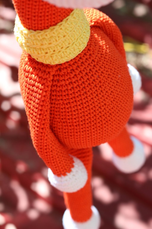 Большооой рыжий жираф