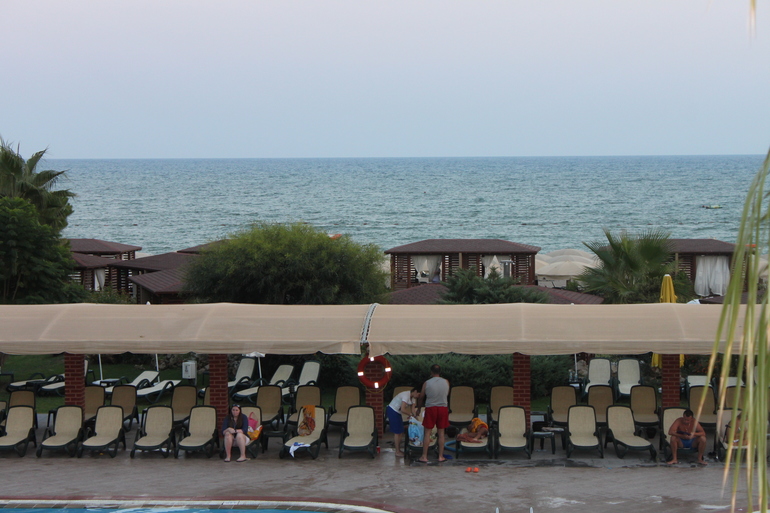 "Нашумевший на ББ" Maritim Pine Beach Resort 5*