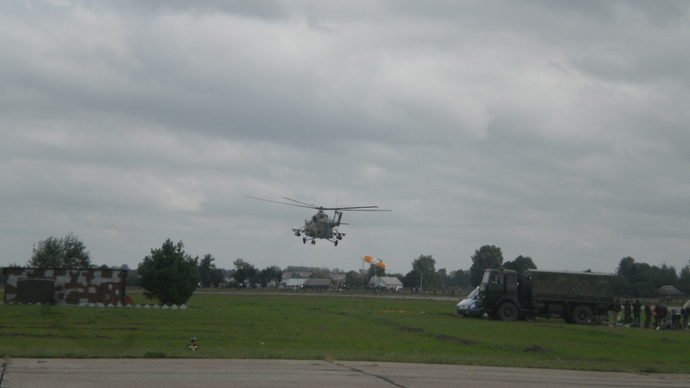 Лидскому аэродрому 100 лет !!!!!!! )  Или 2-ой день , праздника Города ...