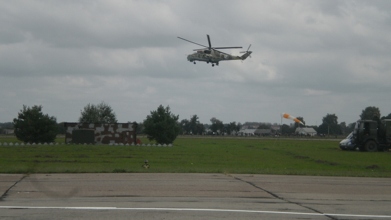 Лидскому аэродрому 100 лет !!!!!!! ) Или 2-ой день , праздника Города ...