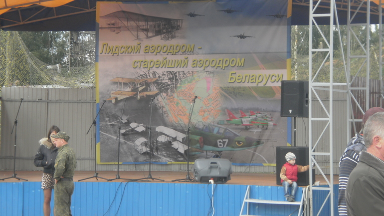 Лидскому аэродрому 100 лет !!!!!!! ) Или 2-ой день , праздника Города ...