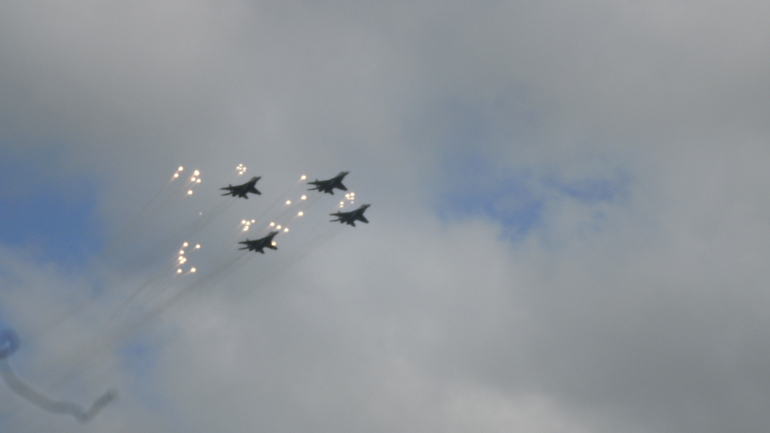 Лидскому аэродрому 100 лет !!!!!!! )  Или 2-ой день , праздника Города ...