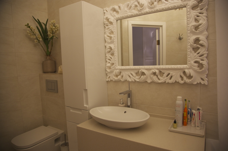 Туалет-ванная и душ-прачечная. Наши фото.