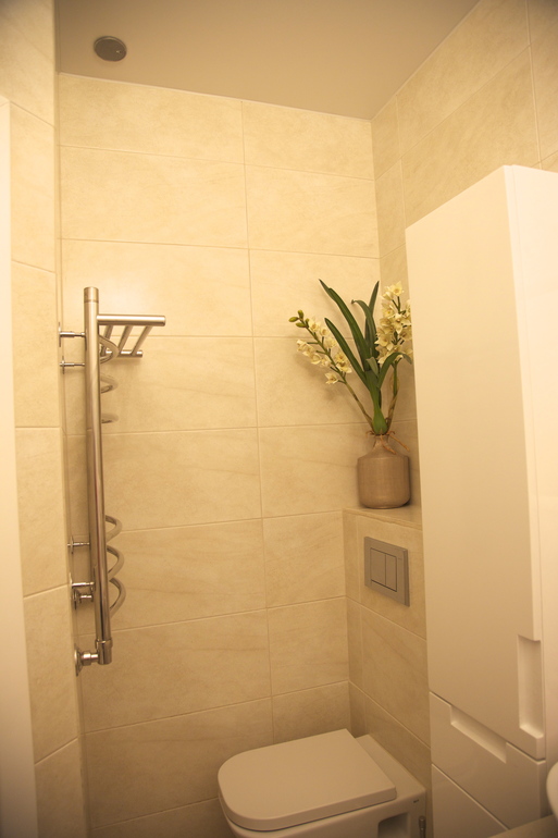 Туалет-ванная и душ-прачечная. Наши фото.