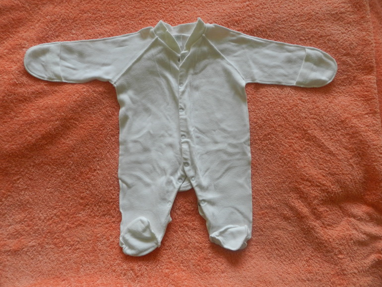 Вещи для мальчика до года