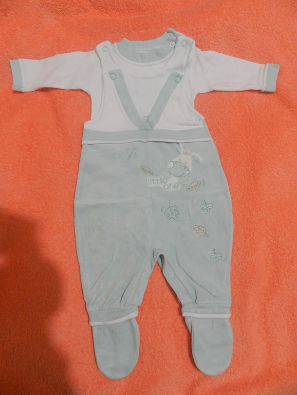 Вещи для мальчика до года