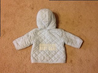 Продаю демисезонную куртку Chicco и зимнюю шапку Kerry