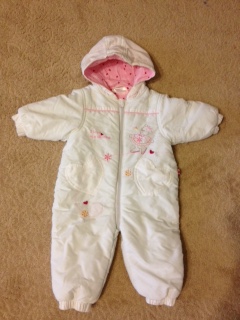 Продаю комбинезоны недорого. (6-9 мес., 9-12 мес.)