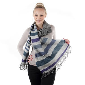 Женские аксессуары «VENERA»: шарфы, перчатки, пончо и многое другое!