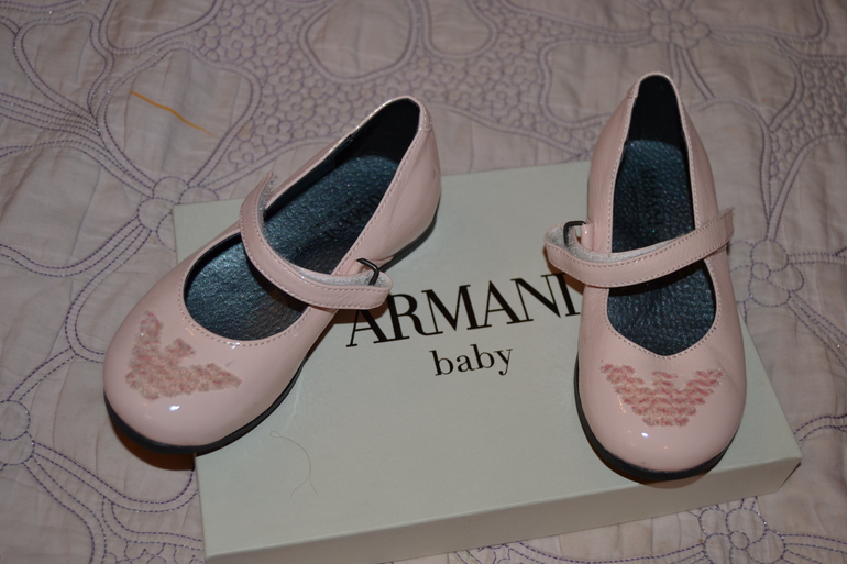 Туфли Armani новые размер 25 цена 6000 руб.