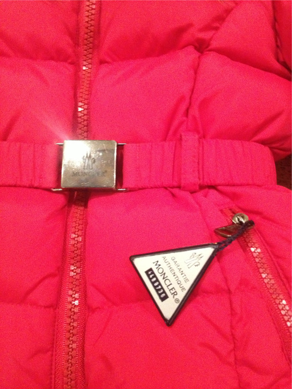 Зимний комплект Moncler.