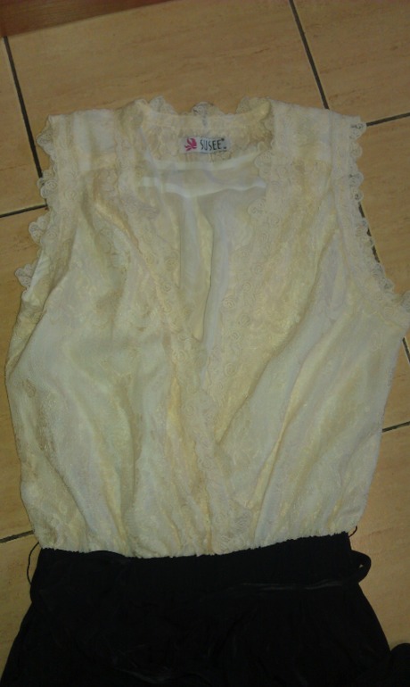 Кружевной комбенизон в оригинале.