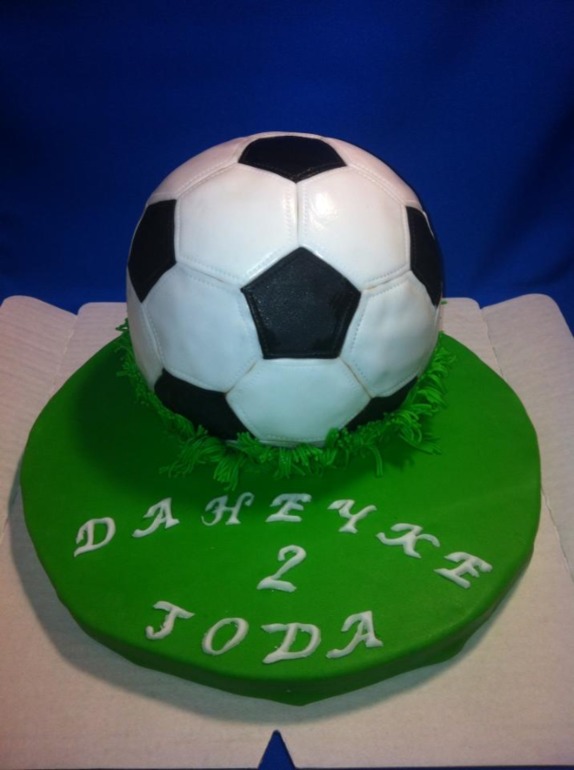 Футбольный мяч