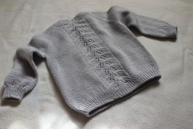 Вот и мой свитер для дочки!!!