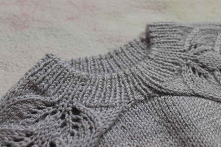 Вот и мой свитер для дочки!!!